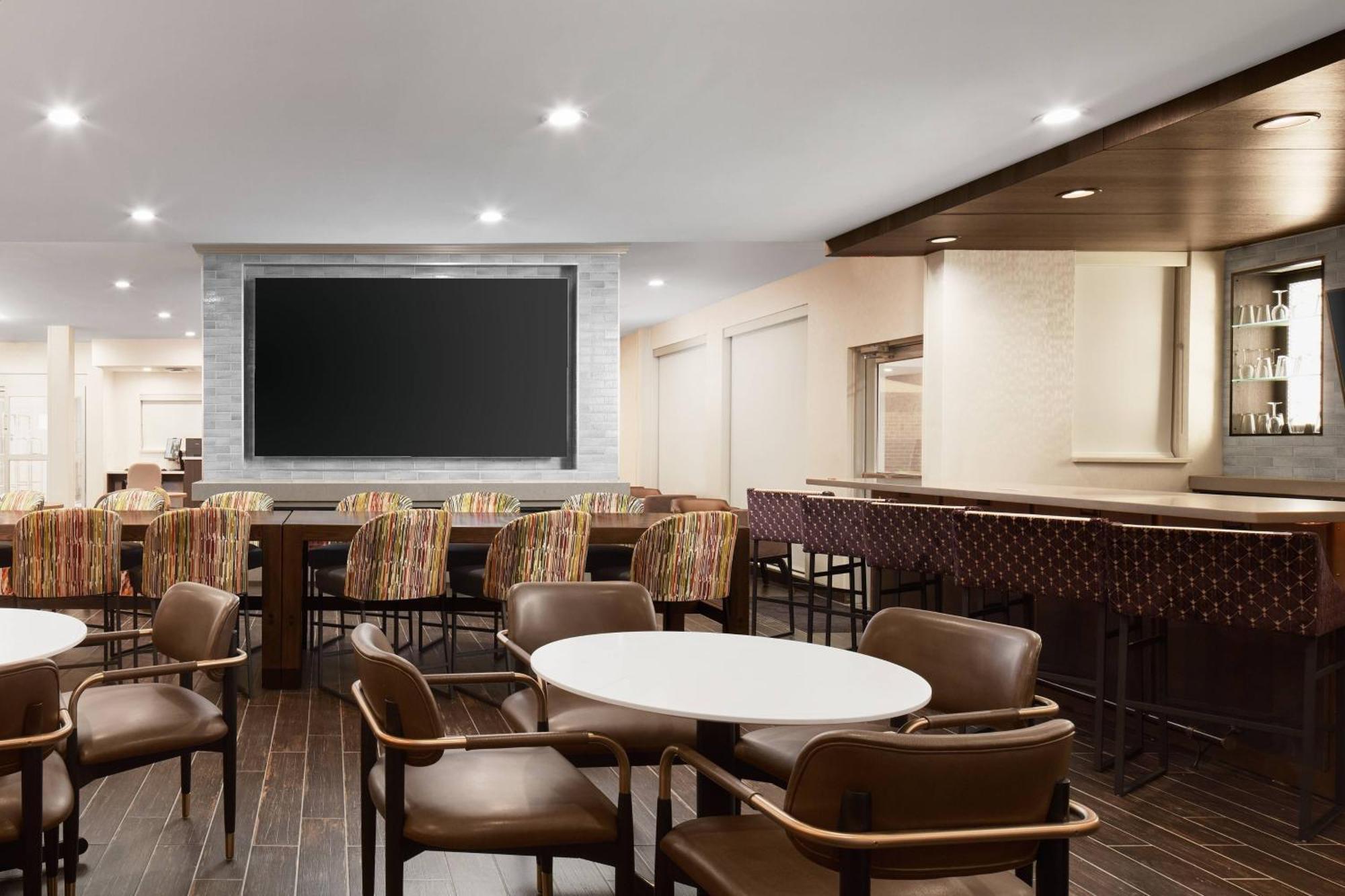 Residence Inn Richmond Midtown/Glenside Dumbarton Экстерьер фото